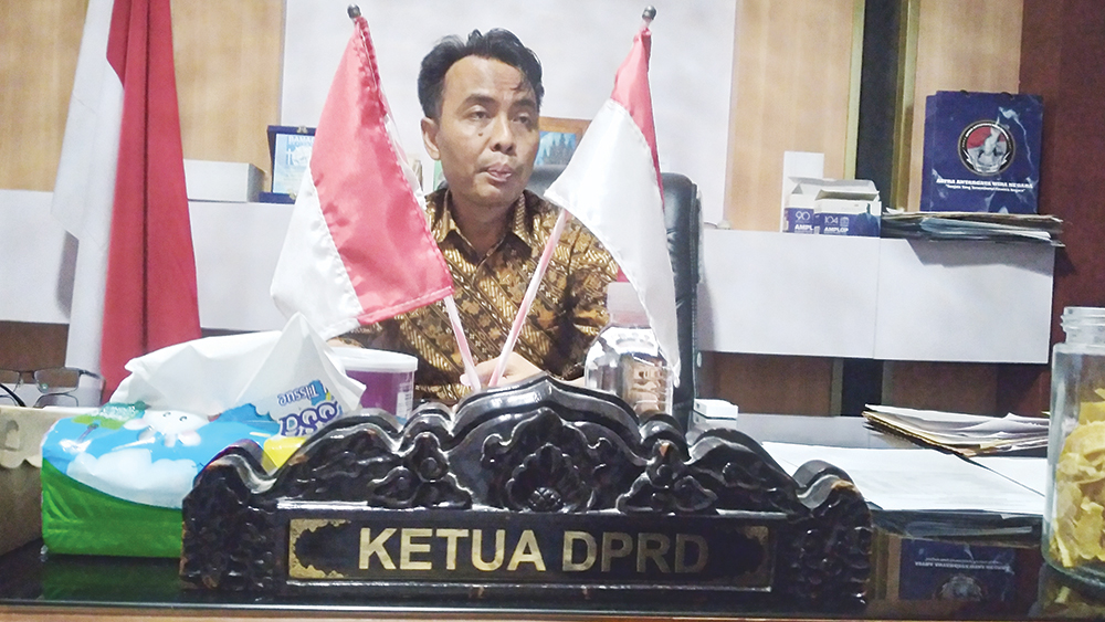 Dewan Belum Terima Surat Evaluasi Gubernur, Ketua DPRD Kota Cirebon Mengaku Baru Tahu dari Media