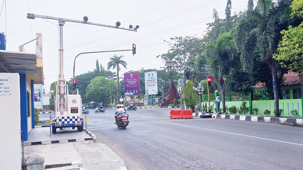 ETLE Portable Weru Dipasang di Perempatan Sumber Cirebon, Pantau Pelanggar Lalu Lintas