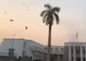 Israel Serukan Perang, Warga Gaza Diperingatkan Mengungsi Sejauh Mungkin