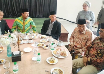 Mahfud MD Bacawapres Ganjar, Heru Klaim Perjodohan Politik Ganjar-Mahfud Terjadi di Cirebon