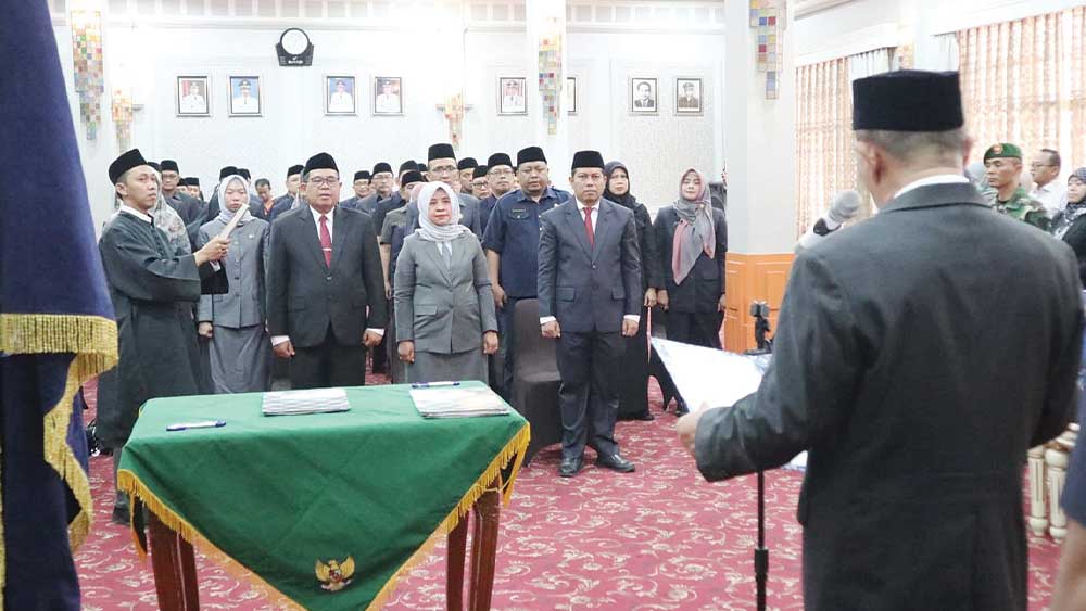 Tiga Bulan Tak Muncul, Wali Kota Cirebon Nashrudin Azis Langsung Lantik Pejabat