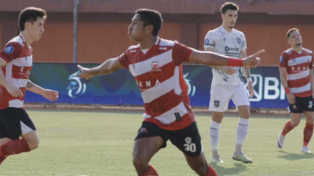 2 Maung Bandung Absen di Laga Madura United Vs Persib