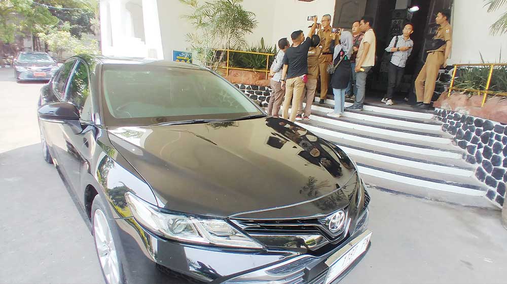 Nashrudin Azis Diberhentikan dari Jabatan Wali Kota Cirebon, Seluruh Fasilitas Dikembalikan, Kecuali Mobil Dinas