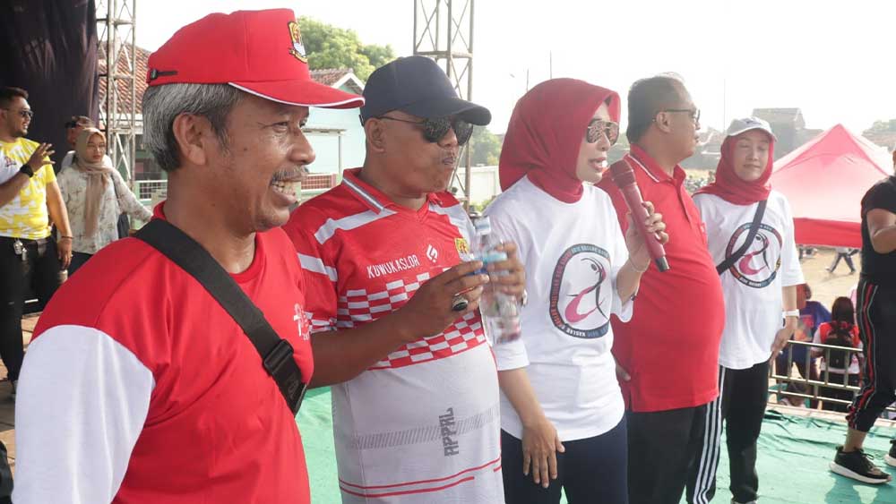 Wabup Cirebon Hadiri Senam Massal