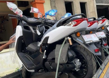 Bupati Imron Berikan Bantuan 412 Yamaha Nmax untuk Kuwu se Kabupaten Cirebon