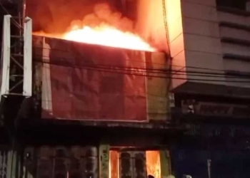 Kebakaran di Cirebon, Toko Mainan di Pekiringan Dilalap Api, Kakek 70 Tahun Terjebak