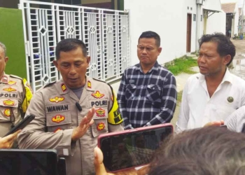 Aksi Pencurian Mobil Perangkat Pemdes Gebang Kulon Terekam CCTV