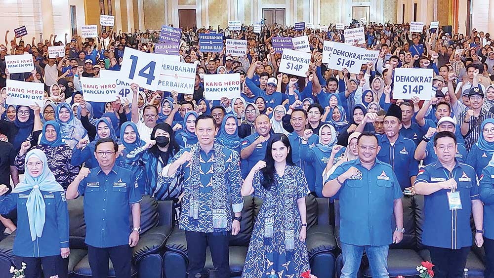 Demokrat Target Kuasai Kursi Parlemen