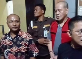 Buron 16 Tahun Kasus Tipikor Landas Pacu Bandara Cakrabuwana Dibekuk, Petugas Dobrak Tempat Persembunyian dengan Crane