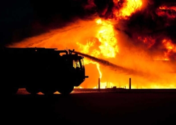 Kebakaran di Cirebon, Toko Kosmetik Terbesar Dilalap Api Diduga Gegara Botol Parfum Meledak