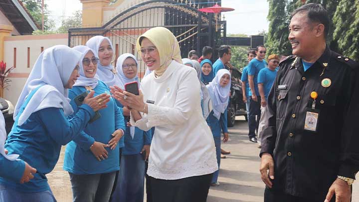 Wabup Cirebon Ayu Apresiasi Upaya SMAN 1 Waled Entaskan Pengangguran di Kabupaten Cirebon