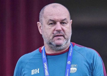 Kehilangan 3 Pemain, Bojan Hodak Dibuat Pusing di Laga Persib Vs Bhayangkara FC