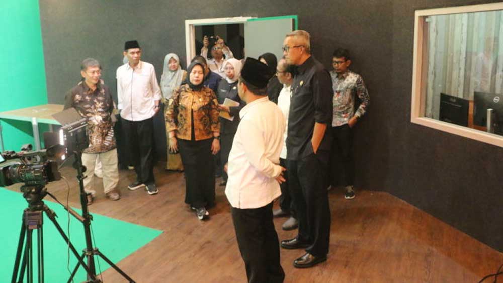 Kemenpan RB dan Pj Wali Kota Cirebon Tinjau Gedung Siber IAIN Cirebon 8 Lantai