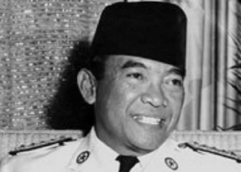 Kisah Bung Karno yang Jenaka Tapi Mengharukan, Peci Bekas dan Zakat Fitrah
