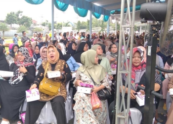 Relawan Sahabat Bang Ara Majalengka Gelar Makan Siang Gratis