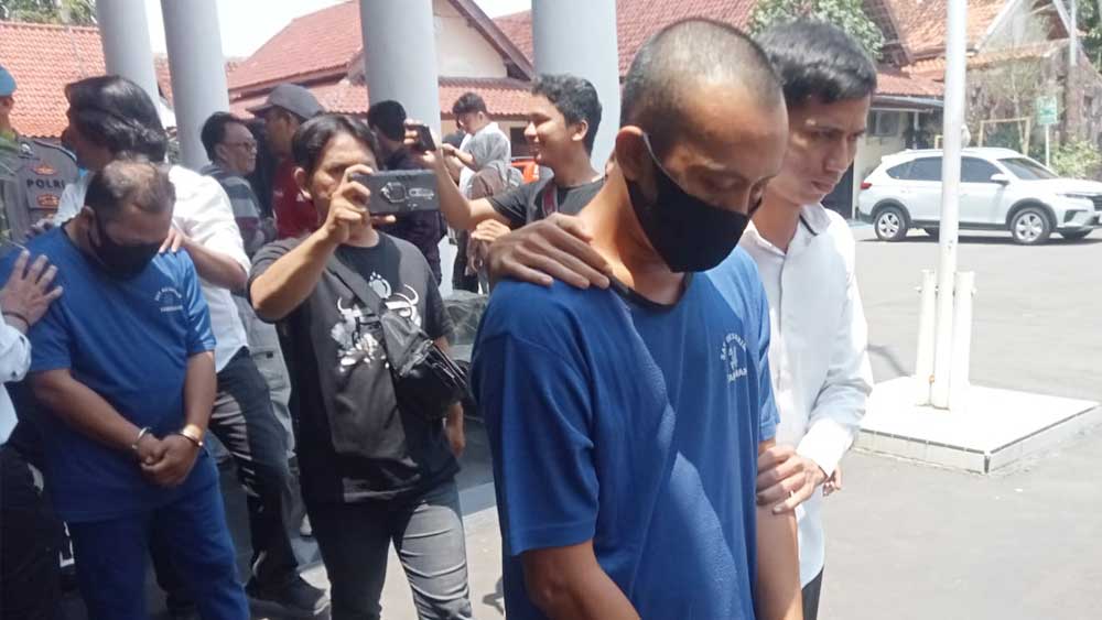 Oknum Guru Honor di Kota Cirebon Cabuli Anak Kelas 6 SD, Modus Diajak Jalan-jalan Lalu Dibawa ke Tempat Kos