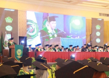 Menpan RB Hadiri Wisuda IAIN Cirebon, Rektor Prof Aan Paparkan Transformasi Lembaga