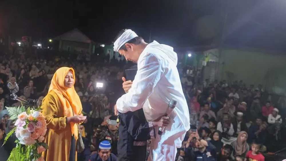 Hasilkan Beras, Kang Dedi Mulyadi Puji Ibu Bertangan Kasar