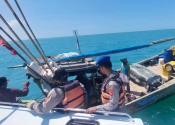 Jatuh dari Perahu Diduga Ngantuk, Nelayan Asal Cirebon Hilang di Perairan Indramayu
