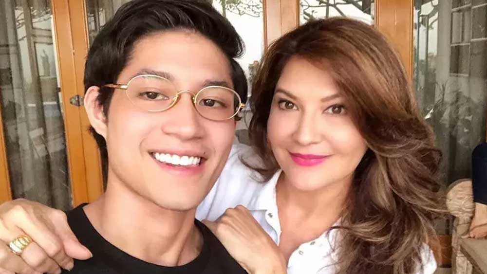 Tamara Bleszynski Curhat Merasa Dibuang, Teuku Rassya Putranya Buka Suara