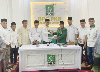 Yadi Wikarsa Daftar Bacabup Cirebon ke PKB