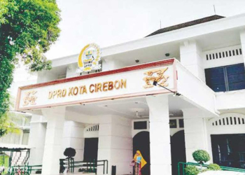 Mengadu ke DPRD, Sejumlah Tokoh Berkumpul Tolak Kenaikan PBB Kota Cirebon