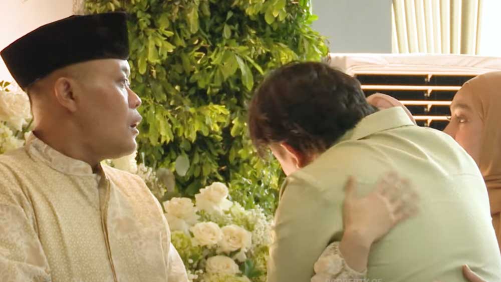 Sule Tak Kuasa Menahan Air Mata di Pengajian Jelang Pernikahan Rizky Febian dan Mahalini