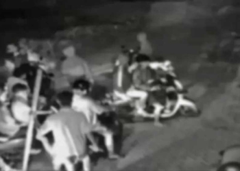 Tangkapan Layar Rekaman CCTV Diduga Detik-detik Geng Motor di Cirebon Cegat dan Aniaya Vina dan Eki Beredar