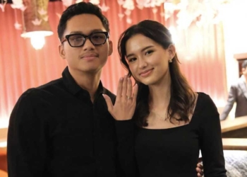 Azriel Hermansyah Lamar Sarah Menzel di Hari Ulang Tahun ke 24