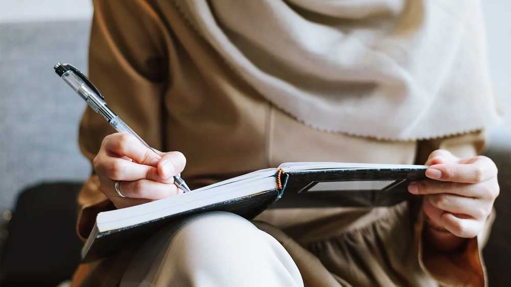 Begini Alasan Jangan Mencintai Berlebihan dan Jangan Membenci Berlebihan