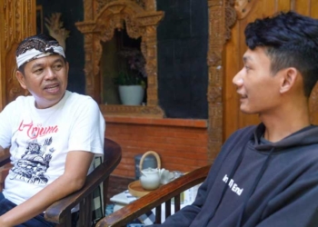 Kang Dedi Mulyadi Biayai Saka Tatal Kuliah di Fakultas Hukum