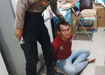 Agen BRILink di Indramayu Dirampok Jelang Salat Jumat, Pemilik Dibacok, Pelaku Dimassa