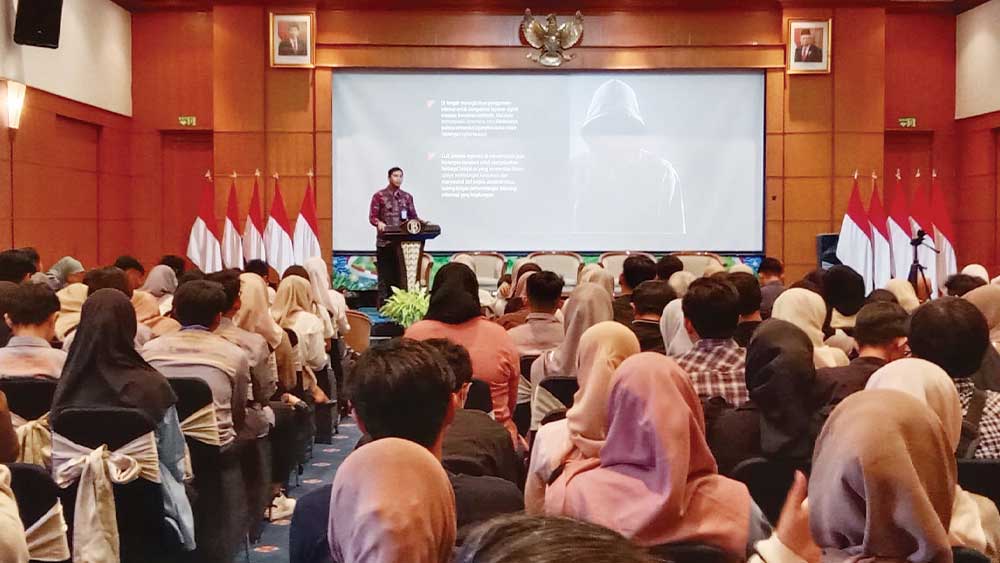 Banyak Pelajar Jadi Korban Pinjol dan Judol