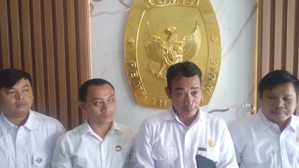 Pilwalkot Cirebon, Tiga Paslon Daftar di Hari Terakhir