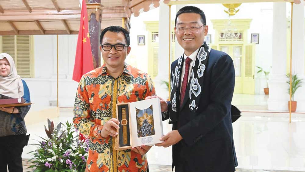 Pemkot Yangjiang dan Pemkab Cirebon Jajaki Kerja Sama
