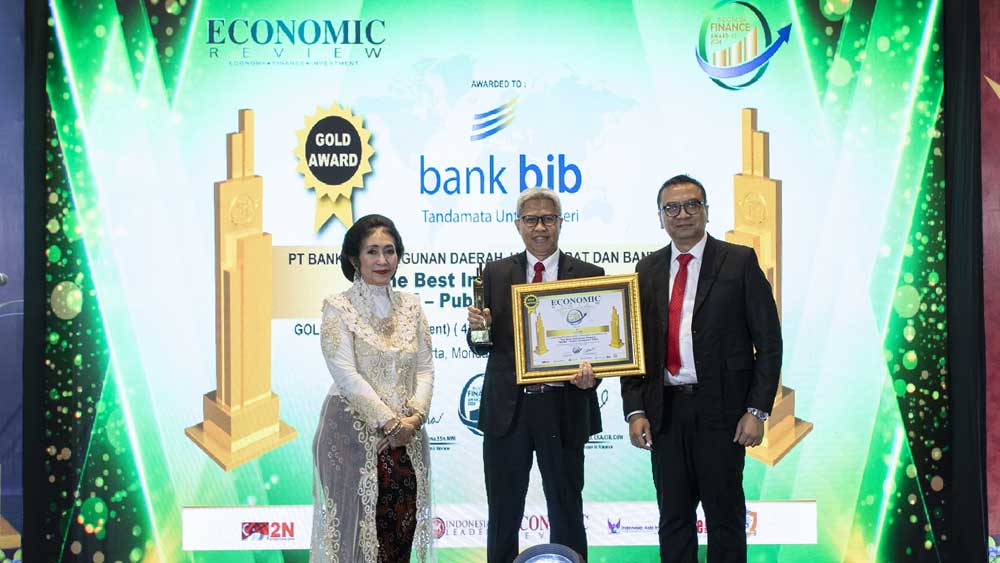 Bank bjb Raih Penghargaan Indonesia Finance Award dan Indonesia Leader Award 2024