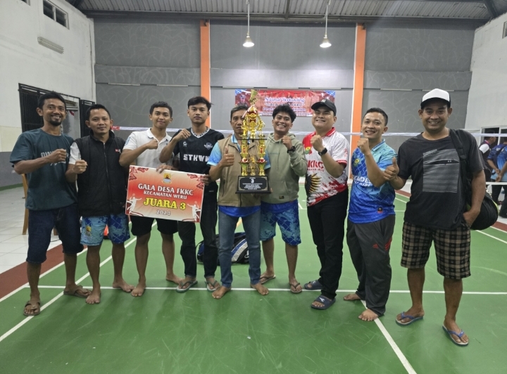 FKKC Weru Cirebon Gelar Turnamen Badminton