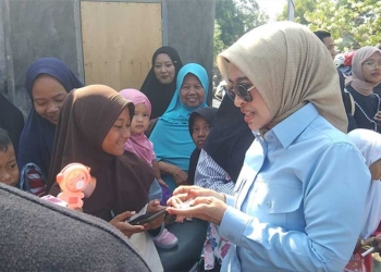 Cabup Cirebon Ayu Hadiri Karnaval Maulid di Desa Wanasaba Kidul