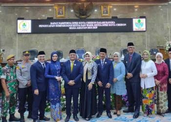 Dilantik, Pimpinan DPRD Kota Cirebon Resmi Bertugas