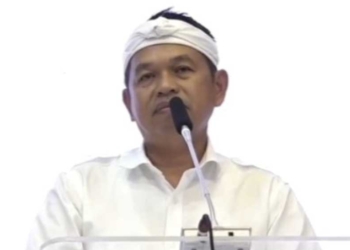 Cagub Jabar Dedi Mulyadi Diserang Isu SARA di Medsos