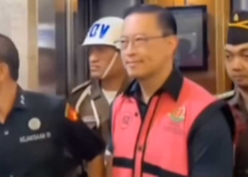 Makna Senyuman Tom Lembong Usai Dijadikan Tersangka Kasus Impor Gula yang Diperkarakan Kejakgung