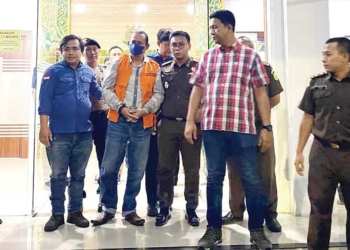 Kuwu Ciwaringin Cirebon Ditahan Terkait Kasus Korupsi APBDes Rp500 Juta