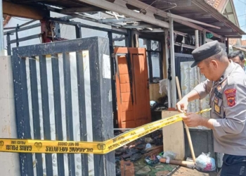 Minta Dibelikan Motor Tak Dituruti, Anak di Cirebon Bakar Rumah Orang Tua