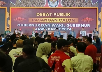 Perdebatan Sengit Ahmad Syaikhu-Dedi Mulyadi di Debat Kedua Pilgub Jabar