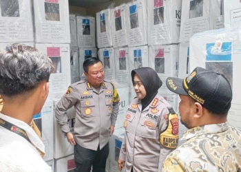 Polisi Dikerahkan untuk Amankan Kotak Suara Pilkada Kabupaten Cirebon