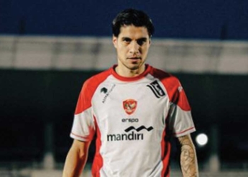 Sosok Kevin Diks, Berdarah Belanda-Ambon yang Jadi Idola Baru Netizen Indonesia