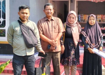 Tim AUAK UIN Siber Cirebon Cek Langsung Rumah Penerima Beasiswa KIP Kuliah 2024