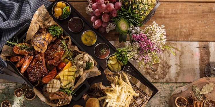 10 Makanan Lezat yang Cocok di Perayaan Natal