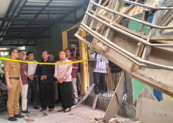 Atap 2 Ruang Kelas SMPN 1 Talun Ambruk, DPRD Kabupaten Cirebon Bakal Panggil Dinas Pendidikan