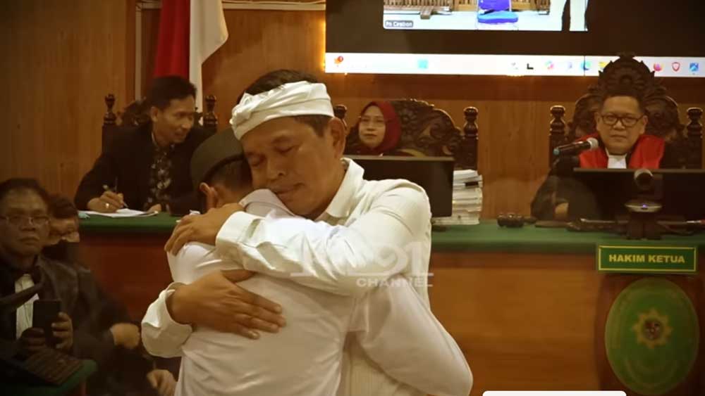 Dedi Mulyadi Nobar Pembacaan Putusan MA Sidang PK Kasus Vina Cirebon